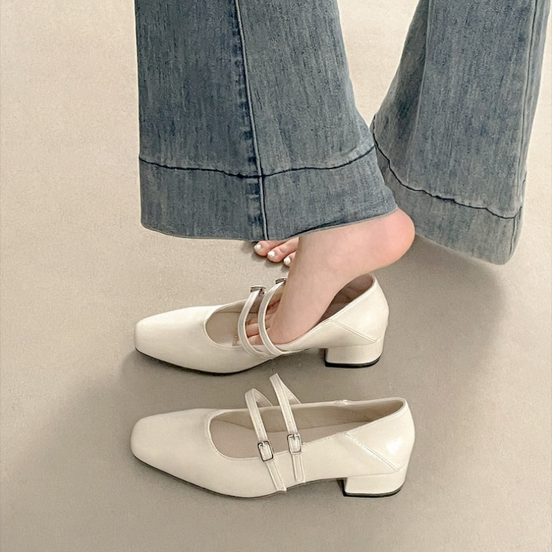 Square Toe Low Heel Women Silv - Leather Classic Strap incelemesi ve fiyatı